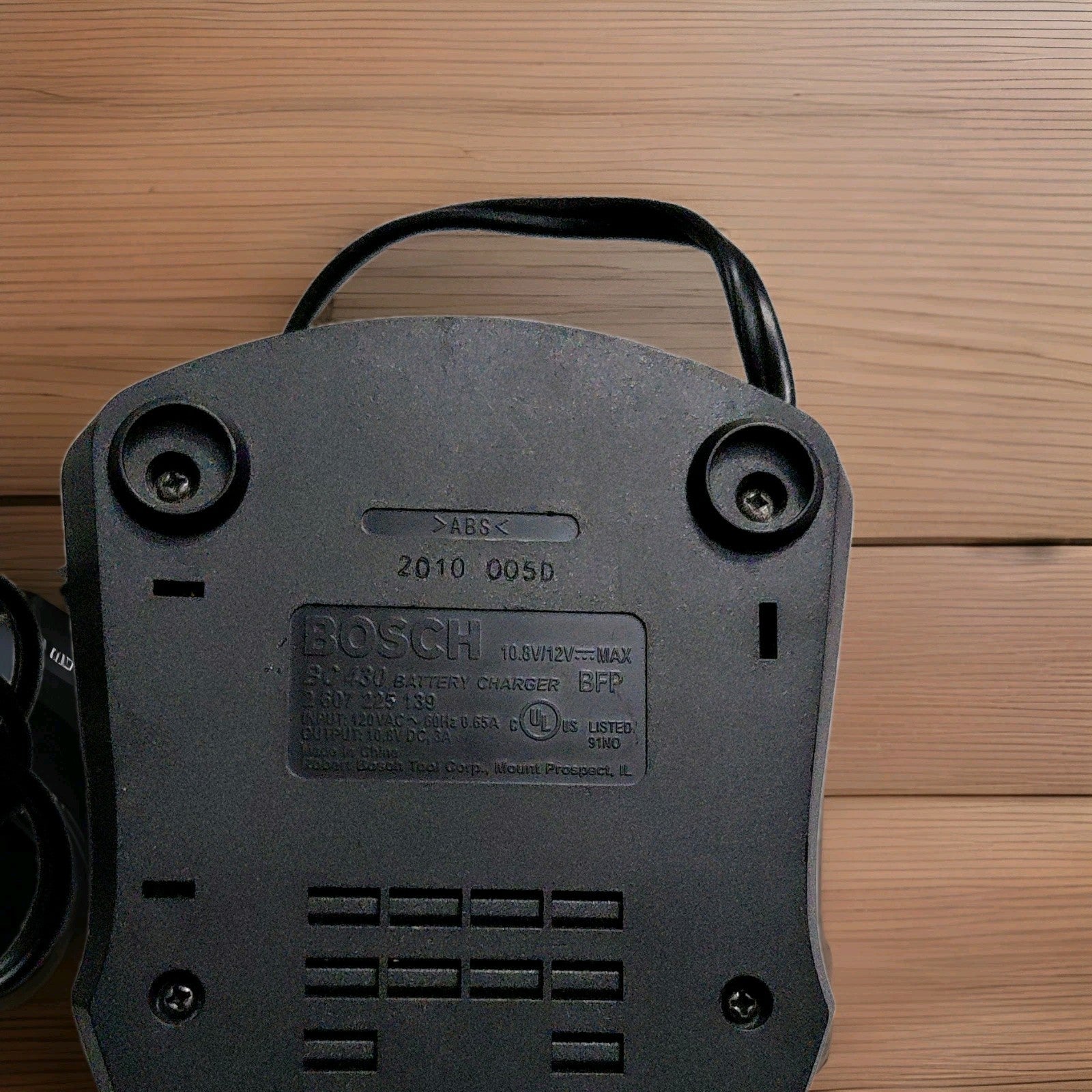 Bosch BC430 10.8V 12V Power Tool Battery Charger Black 1 Slot