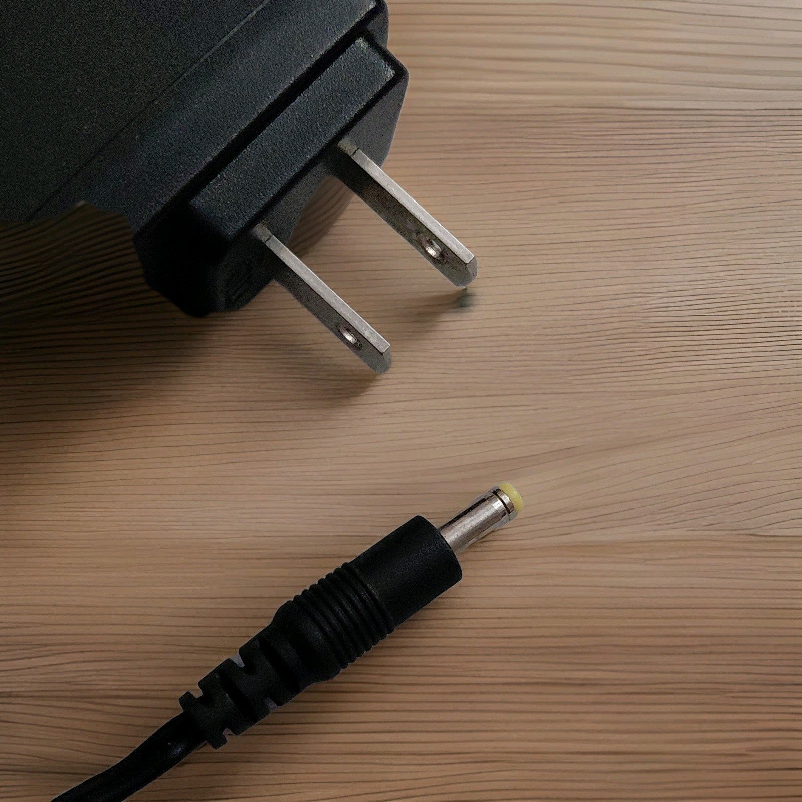 JVC AC-V11U Camera Charger Black DC Power 5.2V Model AC-V11U MPN AC-V11U