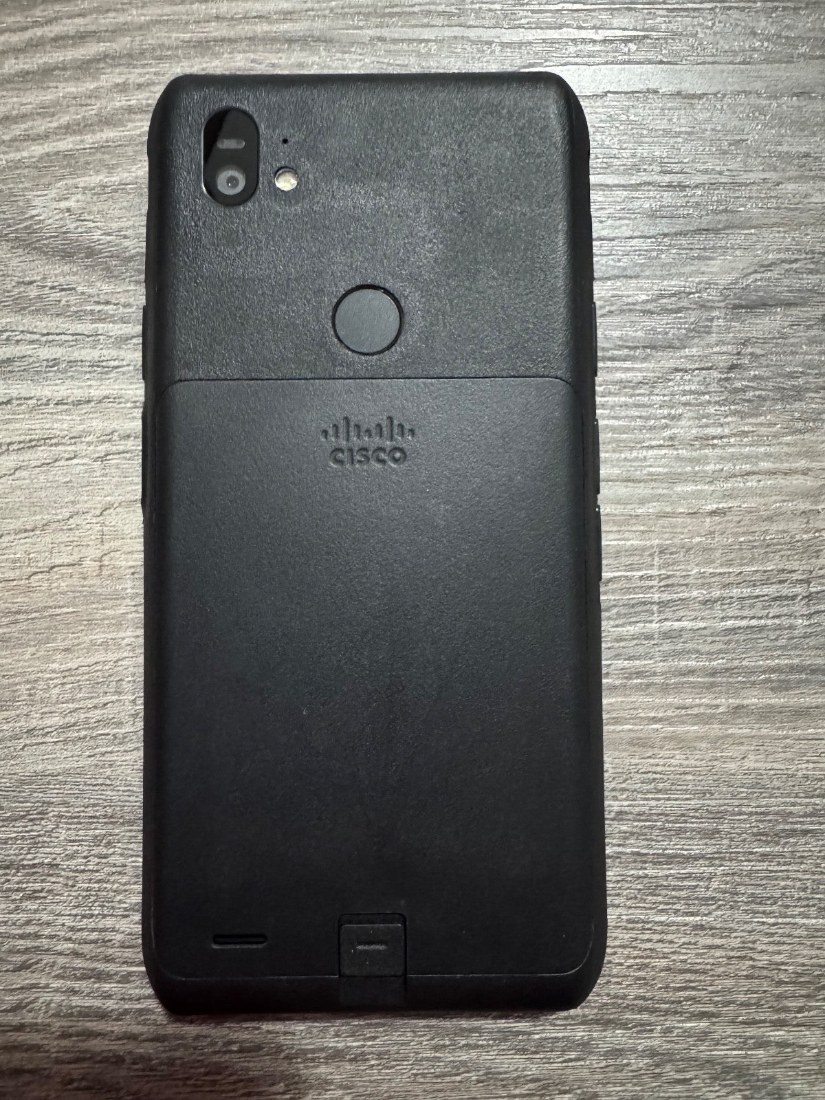 cisco CP-860 black wireless smartphone. New open box with battery